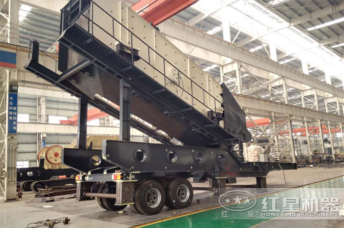 可移動振動篩沙機(jī)，半掛車車頭牽引隨時隨地流動作業(yè)